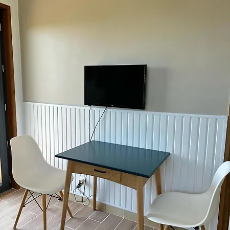 Casa de hóspedes Ecrin Saint Germain Au Calme Avec Terrasse Privee 3*